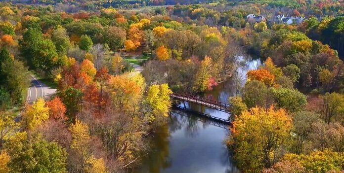 657 | Huron River Watershed Council with Belinda Friis and Ric Lawson – River Restoration, Smallmouth Bass, Great Lakes