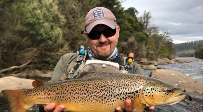 Howard Croston on Competition Mindset and Loch-Style Fishing for Stillwater Trout (Littoral Zone Podcast #22)
