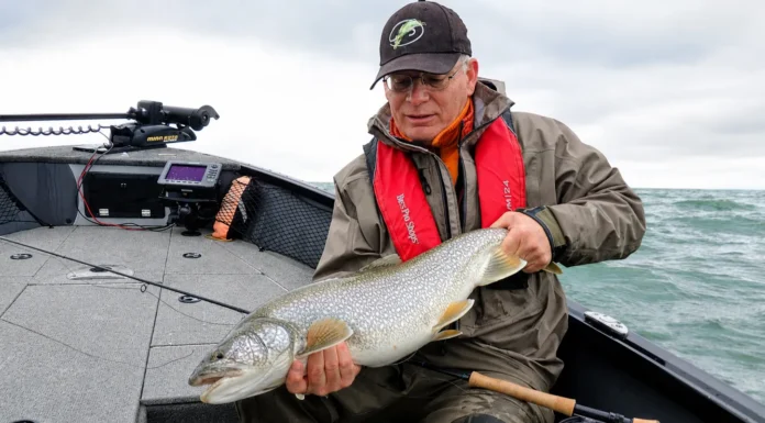 Hunting with a Fly #4 | Fly Fishing for Lake Trout in the Great Lakes with Jerry Darkes Lake Trout Fly Fishing in the Great Lakes with Jerry Darkes