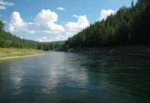 1003 | Missouri River Fly Fishing with Brandon Friis and Heath Gunns: Dry Flies, Drift Boats, and Spoken Outdoors Spoken-Outdoors-Missouri-River.