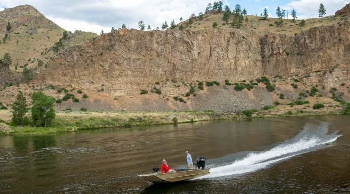 705 | Fly Fishing the Land of the Giants with Jeff Lattig of Living Water Guide Fly Fishing the Land of the Giants