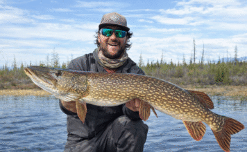 880 | Freshwater Flats Fishing for Giant Northern Pike with Nick Elcheson from Scott Lake Lodge