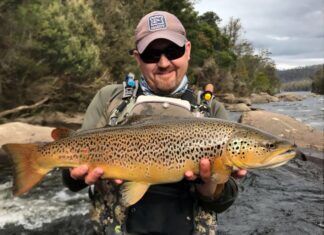 Howard Croston on Competition Mindset and Loch-Style Fishing for Stillwater Trout (Littoral Zone Podcast #22)