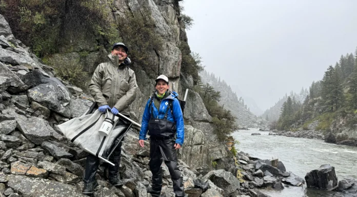 914 | The Salmonfly Project with James Frakes and Jackson Birrell James Frakes and Jackson Birrell - The Salmonfly Project