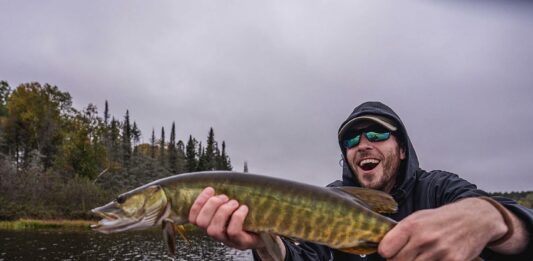 musky fly fishing
