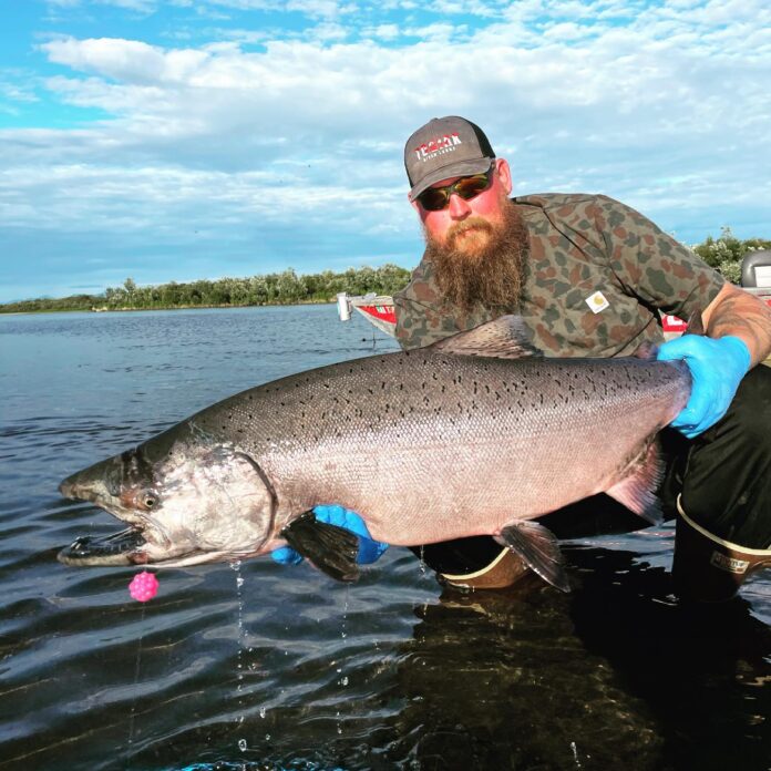 818B | Fly Fishing Southwest Washington and Alaska