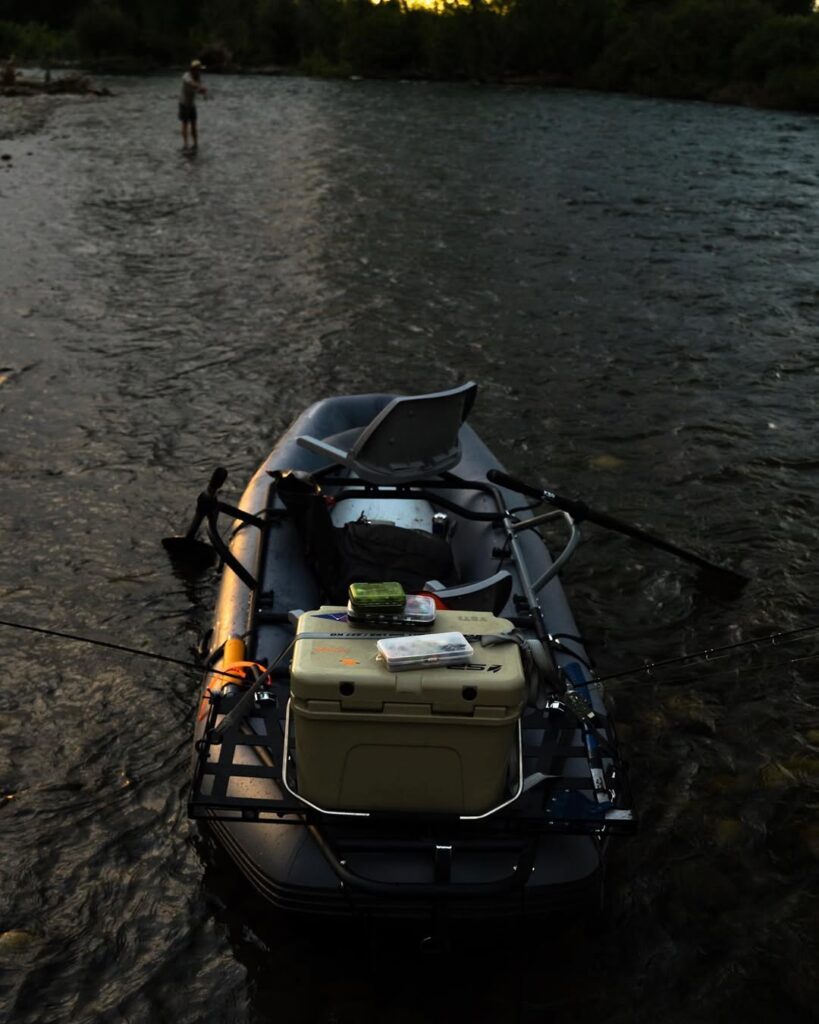 The calm view of Fly Fishing Montana posted by DrewBakerPhoto on Instagram: https://www.instagram.com/p/B5CHu2ohaDj/
